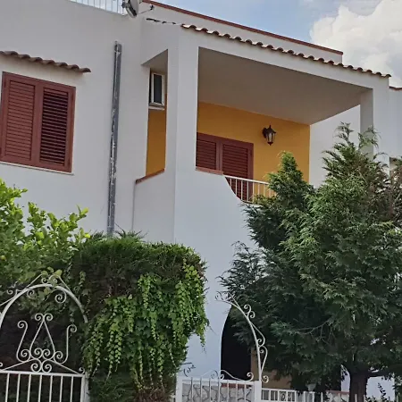 Casa Viktoria Holiday home *